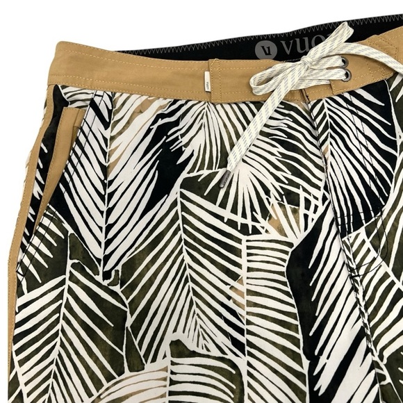 Vuori Cruise Wheat Frond 8” Leaf Print Boardshorts Swim Trunks Men’s 33 - Picture 5 of 13